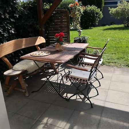 Garten-Wohnung Eschen Luaran gambar