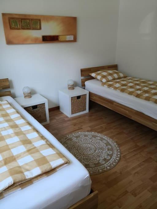 Garten-Wohnung Eschen Luaran gambar