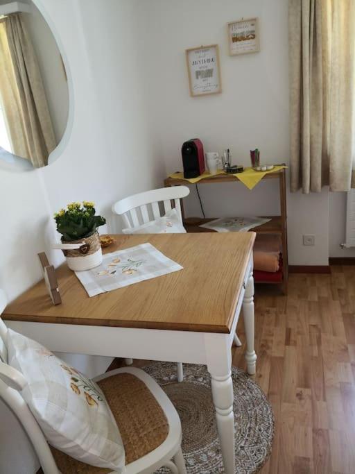 Garten-Wohnung Eschen Luaran gambar
