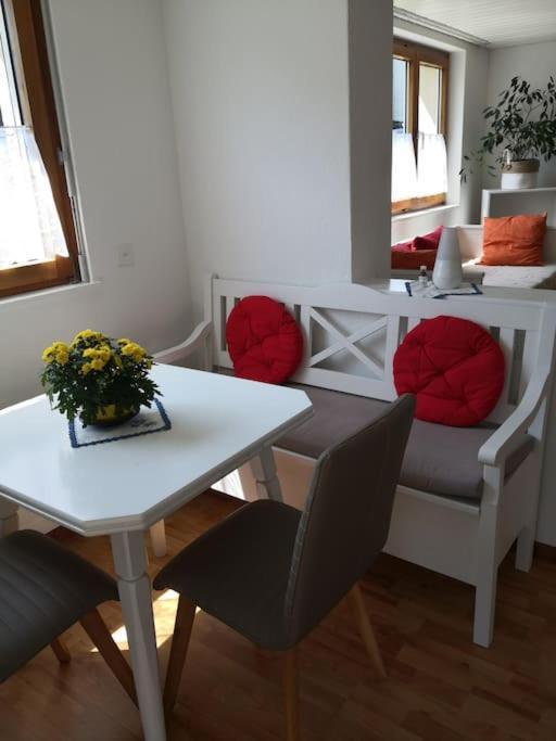 Garten-Wohnung Eschen Luaran gambar